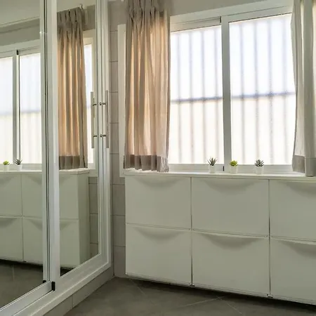 Apartment In Front Of The Ocean Los Cristianos (Tenerife)