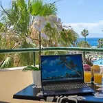 In Front Of The Ocean * Лос Кристианос