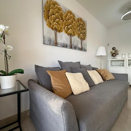 In Front Of The Ocean * Los Cristianos (Tenerife)