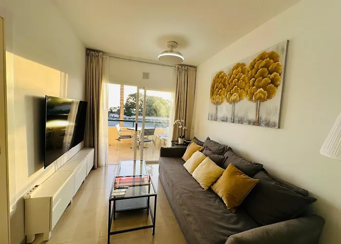 In Front Of The Ocean * Los Cristianos (Tenerife)